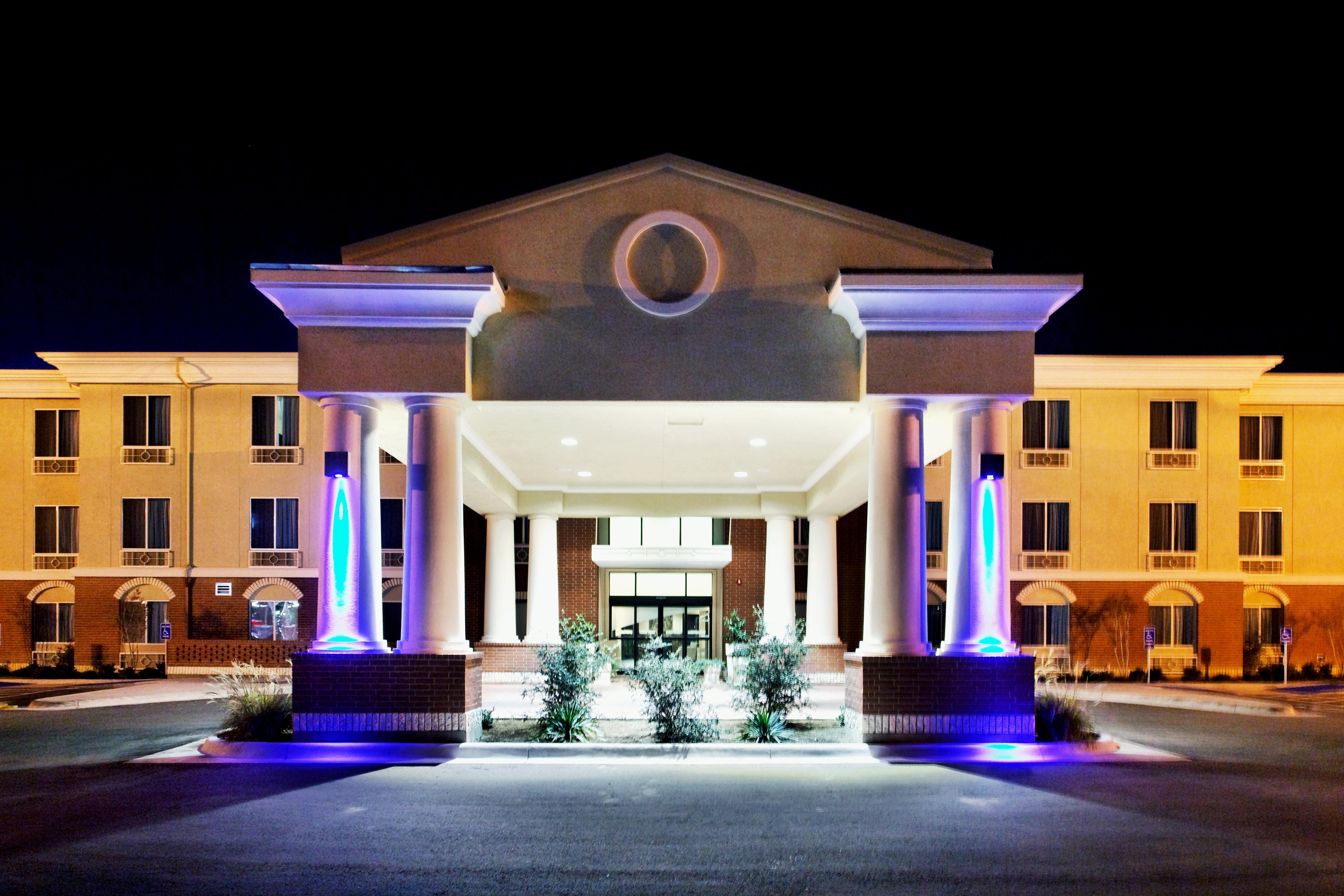 Holiday Inn Express & Suites Ozona By Ihg Eksteriør billede
